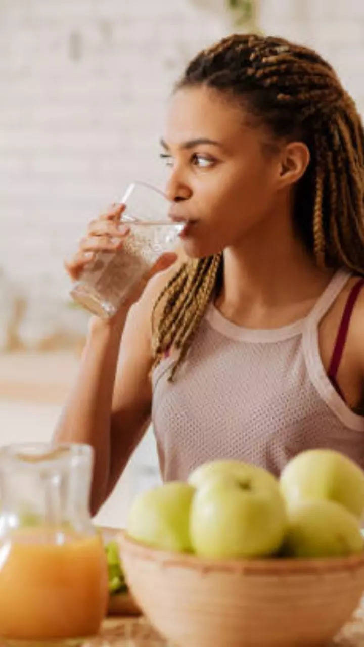 9 Foods That Can Keep You Hydrated All Day 